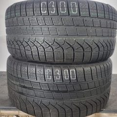 2x 275/40R19 105H Winterreifen PIRELLI P ZERO WINTER C300 5-6mm DOT2024