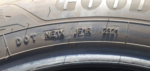 2x Winter Goodyear UltraGrip Perfomance+ 255/50 R21 109H Dot2321 4,5-5mm B148 – Bild 8