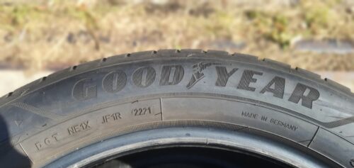 2x Winter Goodyear UltraGrip Performance+ 255/50 R21 109H Dot2221 4,5-5mm B132 – Bild 4