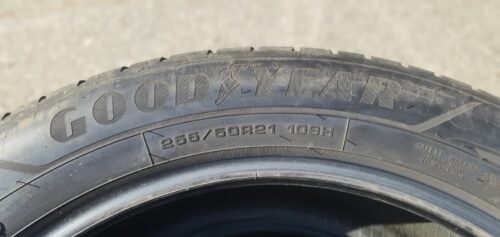 2x Winter Goodyear UltraGrip Performance+ 255/50 R21 109H Dot2221 4,5-5mm B132 – Bild 6