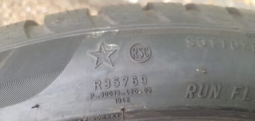 2x Winterreifen Pirelli Sottozero 3 (RSC) 225/45 R19 96V Dot2520 5-5,5mm B95 – Bild 6