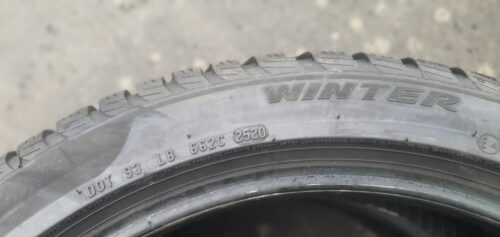 2x Winterreifen Pirelli Sottozero 3 (RSC) 225/45 R19 96V Dot2520 5-5,5mm B95 – Bild 8