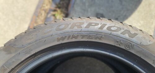 2x Winter Pirelli Scorpion TM (RSC) 275/45 R20 110V Dot 1x2620 1x3321 5,5mm B128 – Bild 5