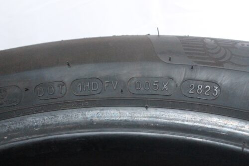 2x Winterreifen Michelin Alpin 5 ZP (RSC) SUV X 245/50 R19 105V Dot2823 B343 – Bild 7