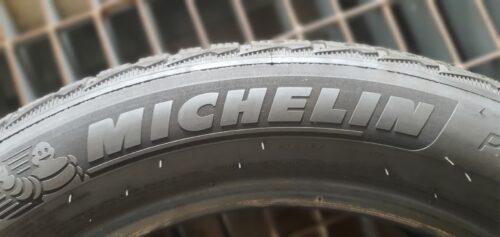 1x Michelin Pilot Alpin 5 SUV ZP (RSC) X 245/50 R19 105V Dot3223 5-5,5mm B178 – Bild 4