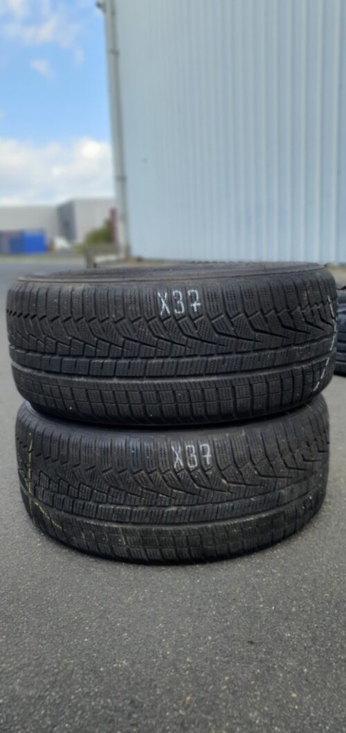 2x Winterreifen Hankook HRSWinteri*cept evo2 (RSC) 225/50 R17 98H Dot3218 X37 – Bild 1