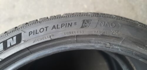 2x Winterreifen Michelin Pilot Alpin 5 NAO X 295/30 R21 102V Dot4318 6mm B67 – Bild 5