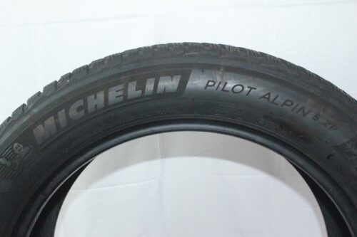 2x Winterreifen Michelin Pilot Alpin5 ZP SUV(RSC) X 245/50 R19 105V Dot0419 B338 – Bild 4