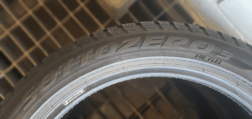 2x Winterreifen Pirelli Sottozero 3 (RSC) 225/45 R18 95H Dot2220 5,5-6mm B223 – Bild 5