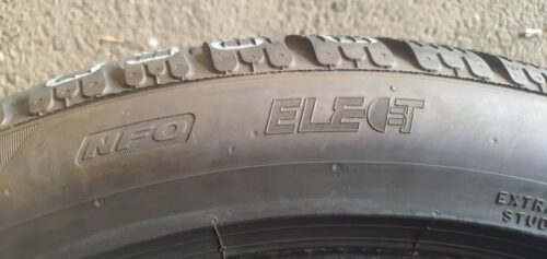 1x Winterreifen Pirelli PZero NFO Elect 245/45 R20 103V Dot0622 5,2-6mm B250 – Bild 5