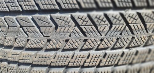 1x Winterreifen Pirelli Scorpion Winter 275/40 R22 107V Dot4223 6-6,5mm B122 – Bild 3