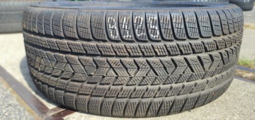 1x Winterreifen Pirelli ScorpionWinter TM (RSC) 285/45 R21 113V Dot2422 7mm B125 – Bild 1