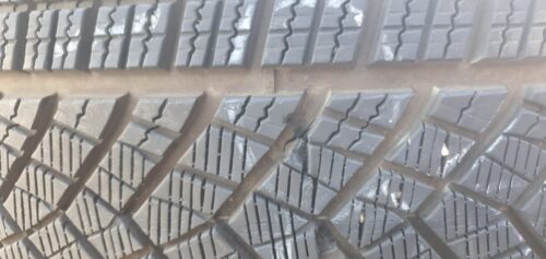 2x Winterreifen Goodyear UltraGrip Perfomance+ 255/50 R21 109H Dot2821 7mm B152 – Bild 4