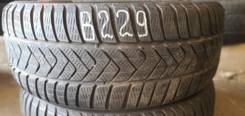 2x Winterreifen Pirelli Sottozero 3 (RSC) 225/45 R18 95H Dot2320 5mm B229 – Bild 3