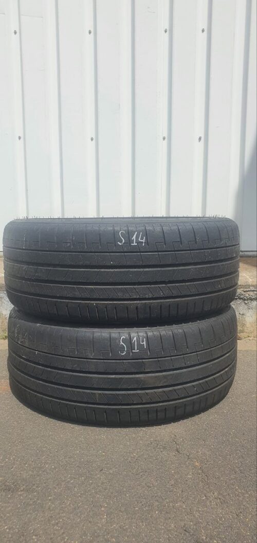 2x Sommerreifen PIRELLI P ZERO PZ4 275/40 R22 107Y (MIL) DOT 3322 7mm S14 – Bild 1