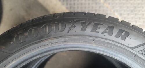 2x Winter Goodyear UltraGrip Performance+ 245/45 R18 100H Dot4722 6,5-7mm B44 – Bild 4