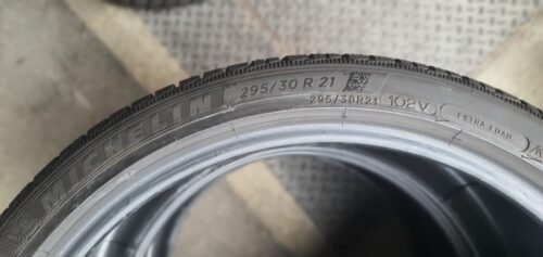 2x Winterreifen Michelin Pilot Alpin 5 NAO X 295/30 R21 102V Dot4818 6mm B68 – Bild 4
