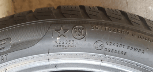 2x Winterreifen Pirelli Sottozero 3 (RSC) 225/45 R18 95H Dot 18-19 5-6mm B231 – Bild 5