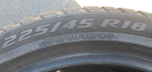 2x Winterreifen Pirelli Sottozero (RSC) 225/45 R18 95H Dot3418 6mm B163 – Bild 8