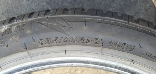 1x Winterreifen Bridgestone Blizzak LM005 285/40 R20 108V Dot3722 4,5-5mm B126 – Bild 6