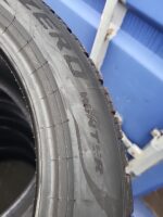 2x Winterreifen Pirelli PZeroWinter MO 245/45 R19 102H Dot2823 6,5-7,5mm B9 – Bild 8