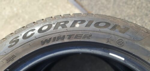 2x Winterreifen Pirelli Scorpion TM (RSC) 275/45 R20 110V Dot 1x20 1x21 5mm B127 – Bild 5
