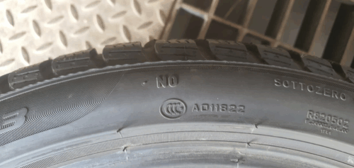 1x Winterreifen Pirelli Sottozero 3 NO 275/35 R21 103V Dot3519 5,5-6mm B239 – Bild 5
