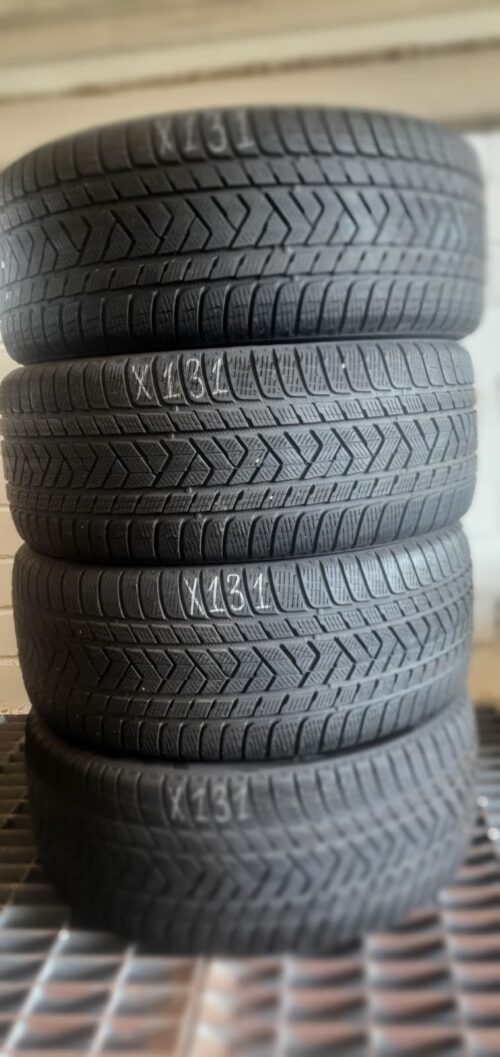 2x Winterreifen Pirelli Scorpion Winter (RSC) 285/45 R21 113V Dot4022 X131 – Bild 1