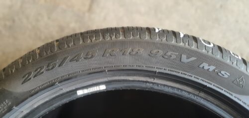 2x Winterreifen Pirelli Sottozero (RSC) 240 SerieII 225/45 R18 95V Dot1019 B211 – Bild 7