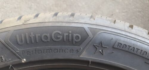 2x Winter Goodyear UltraGrip Performance + 245/45 R18 100H Dot3023 5-5,5mm B236 – Bild 6