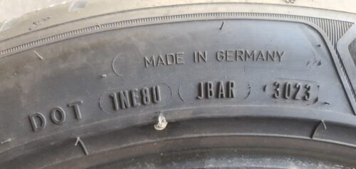 2x Winter Goodyear UltraGrip Performance + 245/45 R18 100H Dot3023 5-5,5mm B236 – Bild 7