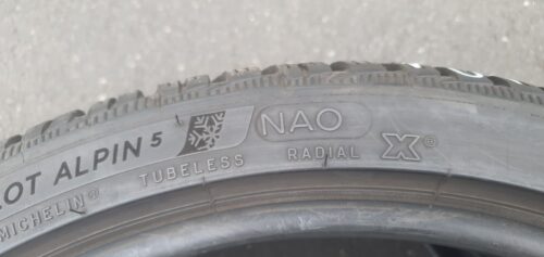 2x Winterreifen Michelin Pilot Alpin 5 NAO X 245/35 R20 95V Dot3518 6-7mm B101 – Bild 6