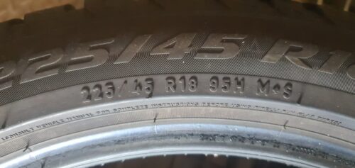 2x Winterreifen Pirelli Sottozero 3 (RSC) 225/45 R18 95H Dot1019 5-5,5mm B224 – Bild 6