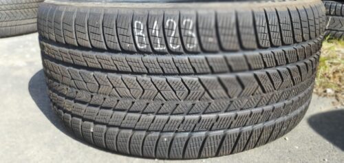 1x Winterreifen Pirelli Scorpion Winter TM 315/35 R22 111V Dot3823 6mm B123 – Bild 1
