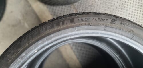 2x Winterreifen Michelin Pilot Alpin 5 NAO X 295/30 R21 102V Dot4818 6mm B66 – Bild 4