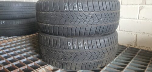 2x Winterreifen Pirelli Sottozero 3 (RSC) 225/45 R18 95H Dot2720 5-5,5mm B192 – Bild 1